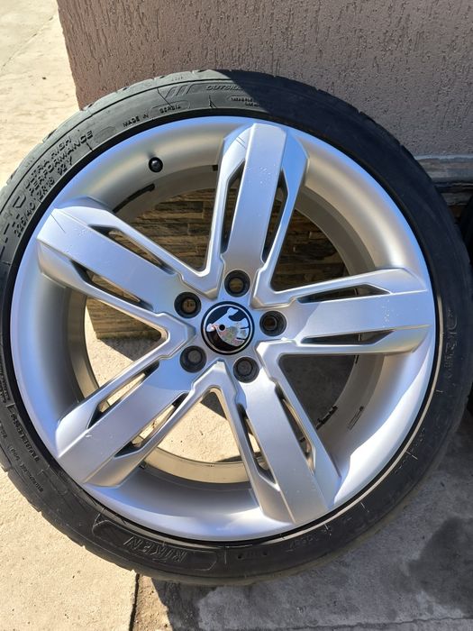 Set jante aliaj cu anvelope ,Seat, Skoda