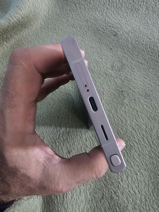 Vând Samsung S24 Ultra/512 Gb !