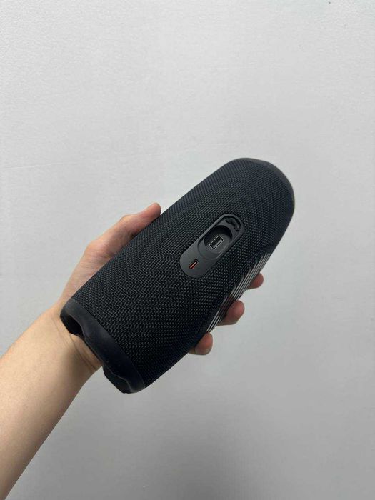 Марка акустики: JBL