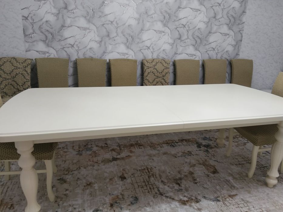 Продаются  Стол,сулья