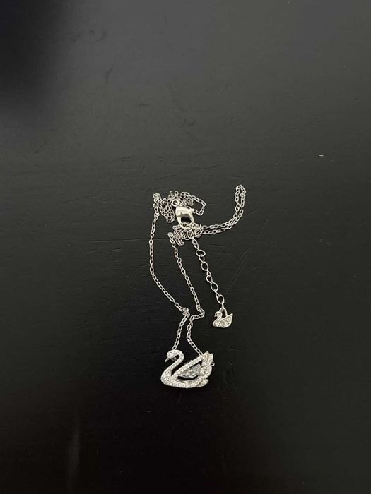Colier Swarovski Iconic Swan - Argintiu & Cristale Albe