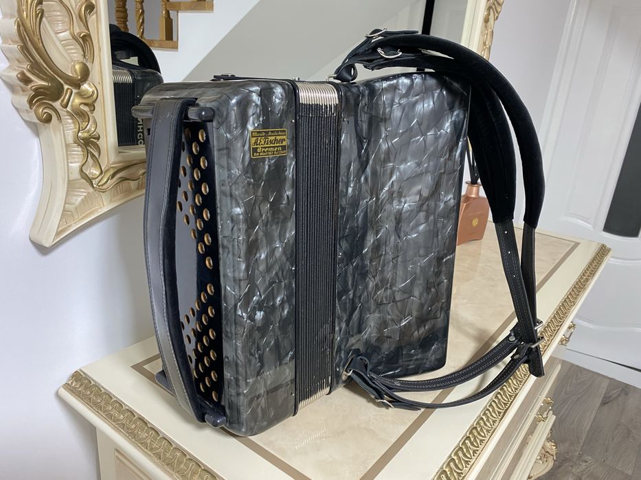 Acordeon Hohner 72 basi