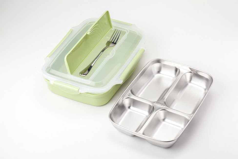 Кутия за храна с 4 отделения + Готварска книга - ЗИМНА ПРОМОЦИЯ