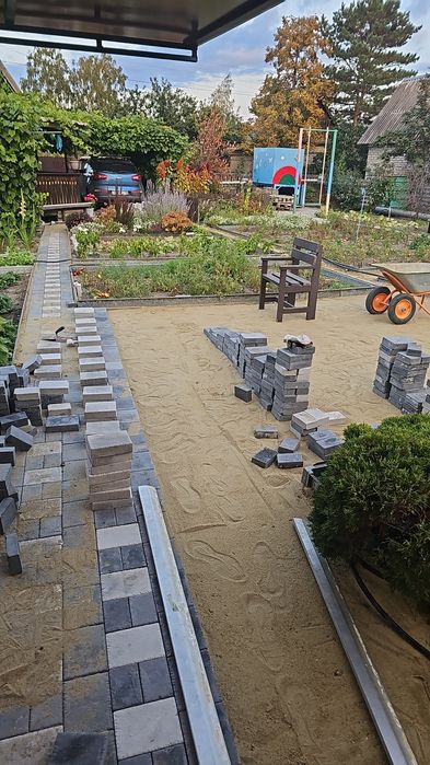 Укладка брусчатки.