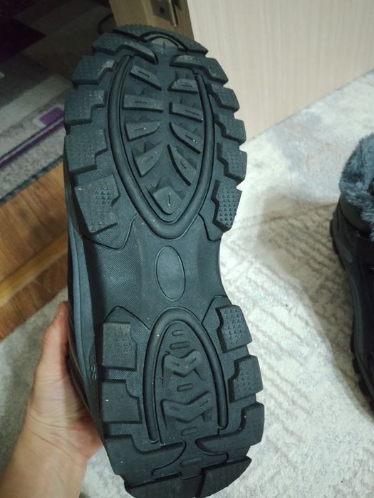 Ботинки тёплые продам