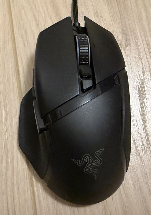 Ултра High-End Геймърски Компютър - Ryzen 9 9950X3D + RTX 5080