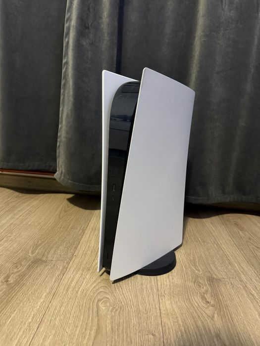 Vând Playstation 5 Digital Edition