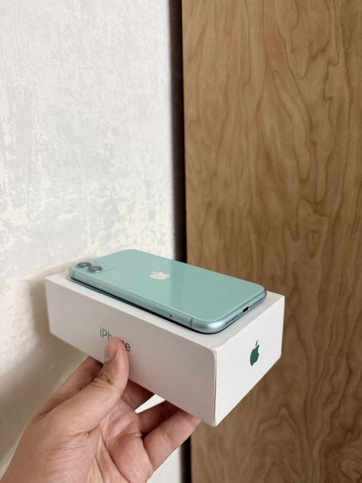 iPhone 11/64Gb - В идеальном состоянии
