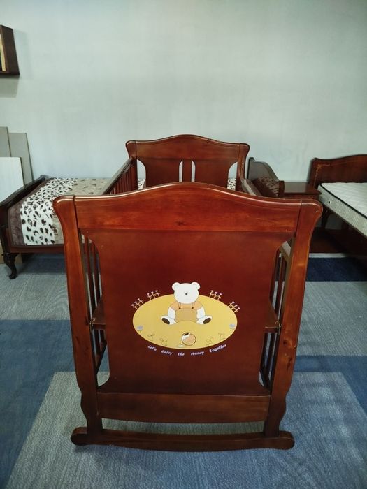 Детская кровать из натурального дерева для новорожденных