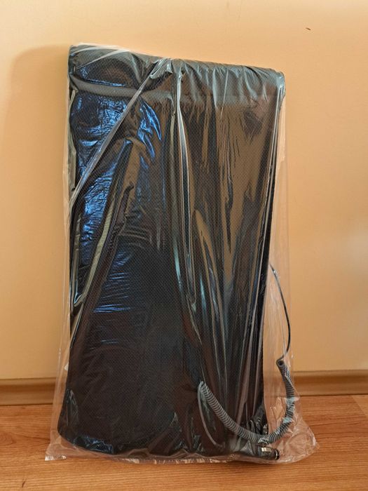 Охлаждаща подложка за седалка на кола