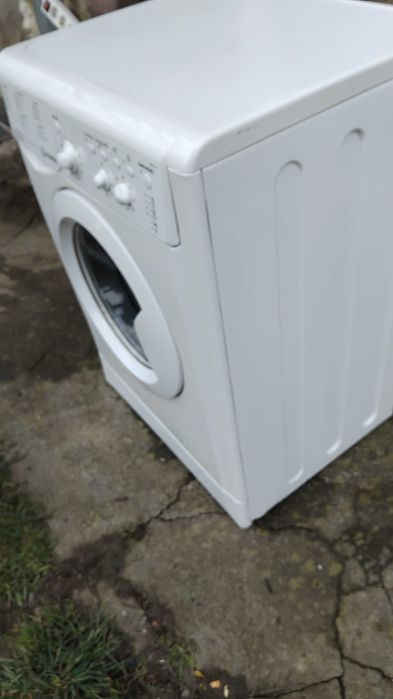 Пералня Indesit 7kg