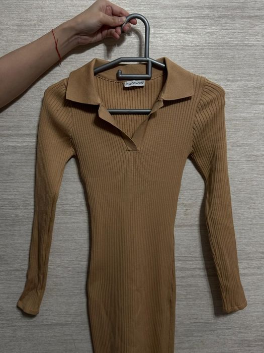 Женская одежда..