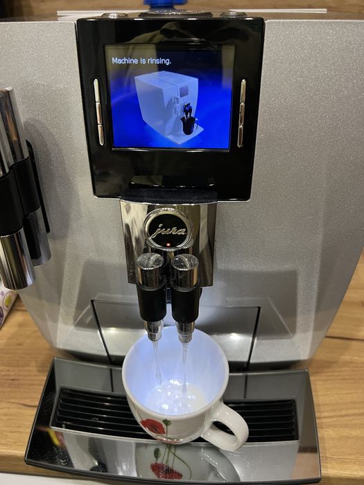 Кафеавтомат jura j90