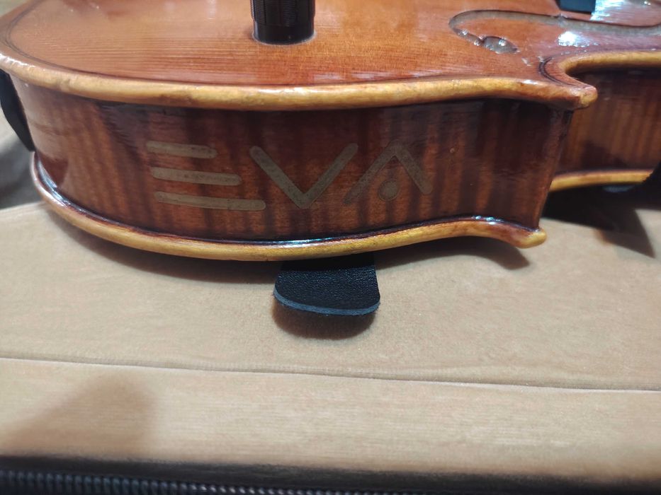 Vioară Eva  vechime 3 ani