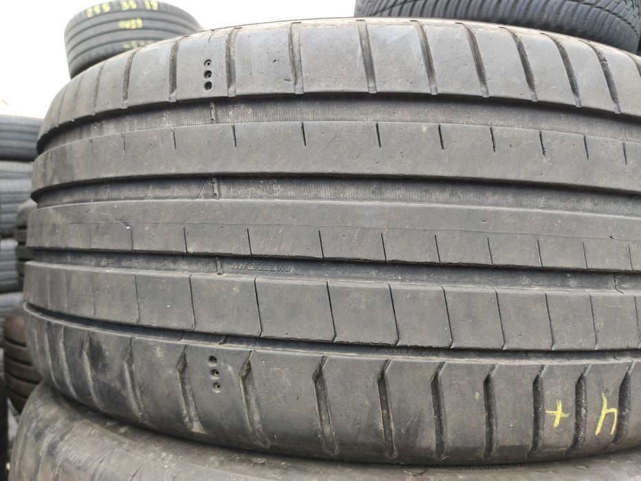 2бр Летни гуми 235 40 19 - Michelin - DOT 2024