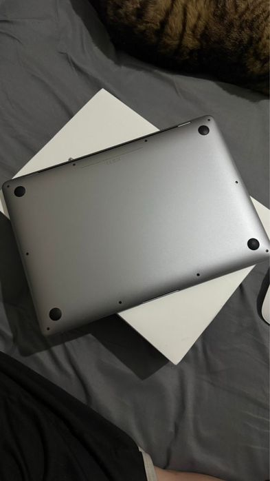 Продам macBook Air