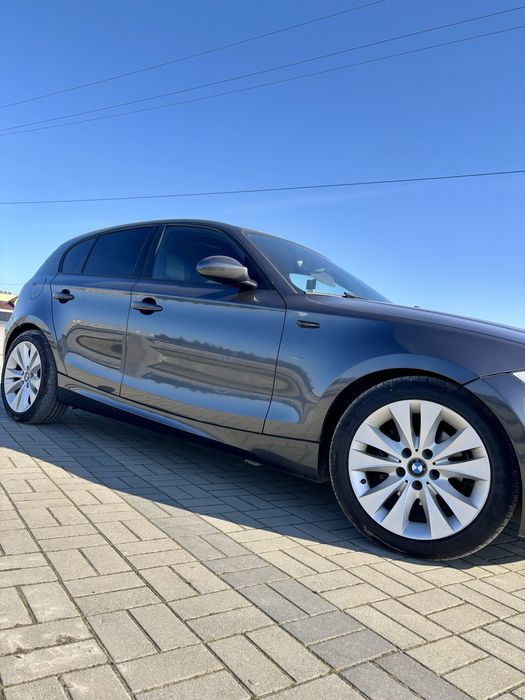 Vând bmw seria 1