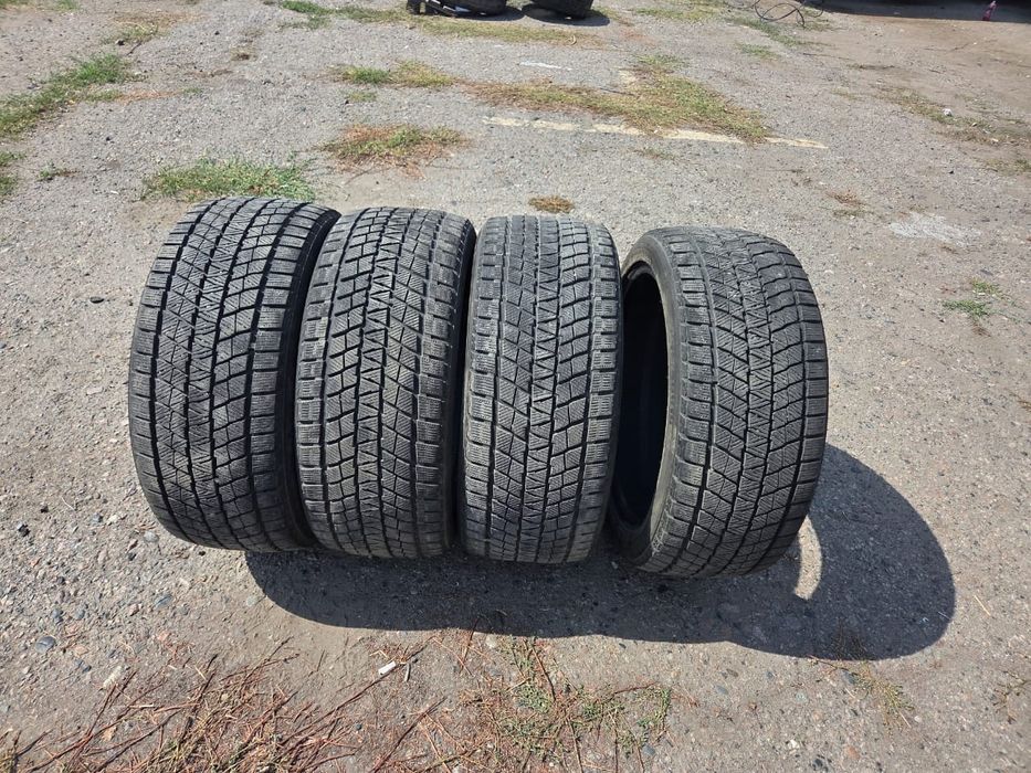 Продам балоны на машину