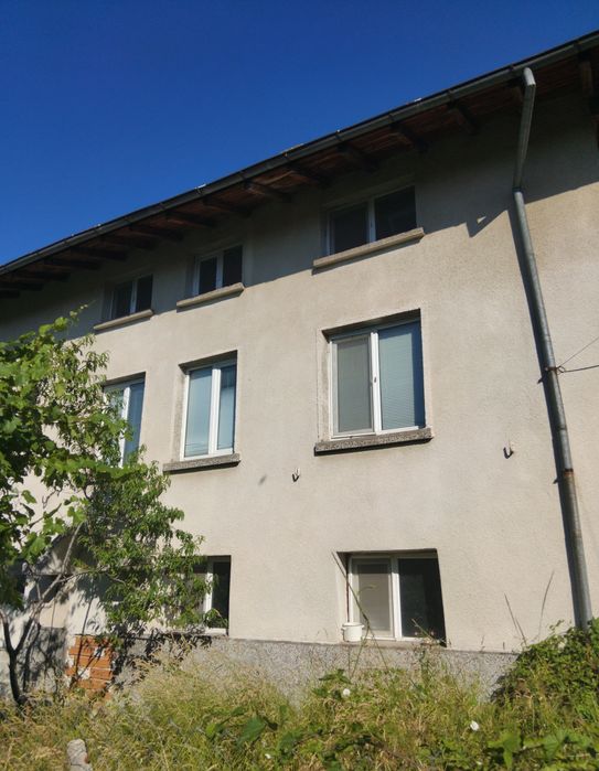 Продава къща в гр.Сапарева баня