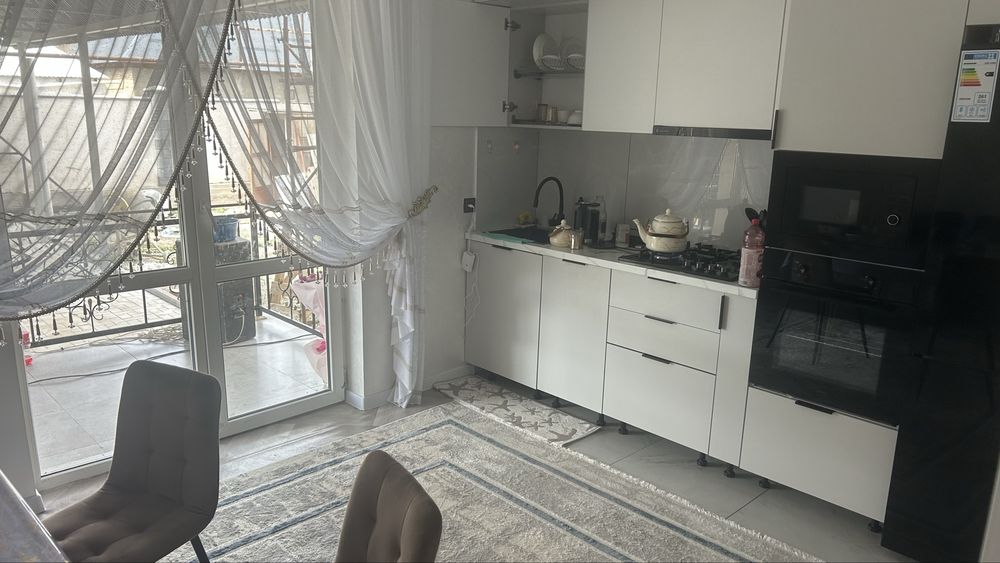 Продам дом с ремонтам