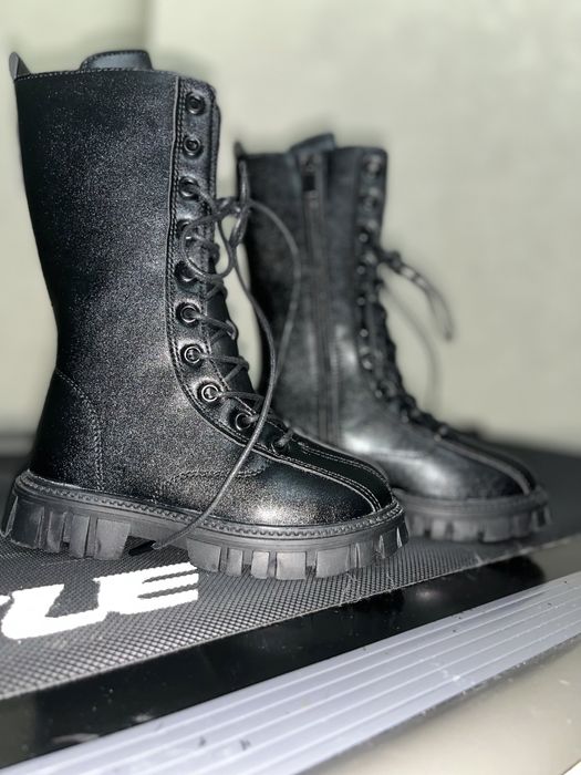 Продаются новые сапоги для девочки