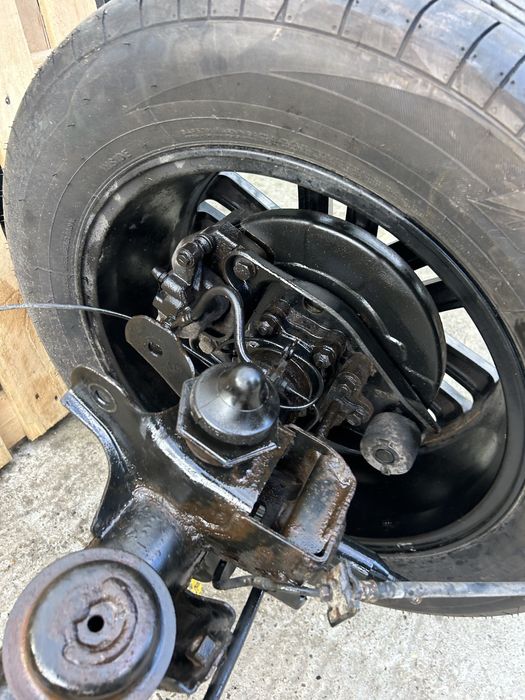 Etrier frână  spate stânga , dreapta Mercedes X Class X350 Cdi 2019