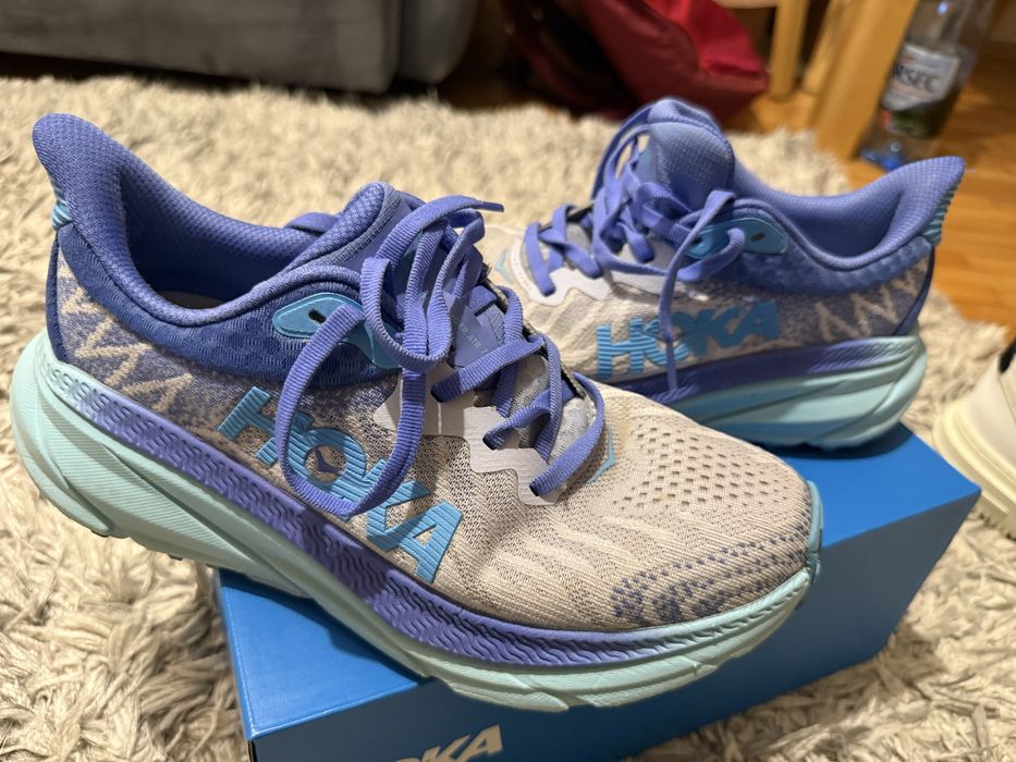 Hoka Challenger ATR 7