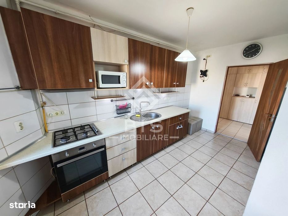 Apartament Spațios 70 mp + 2 Balcoane (15 mp)
