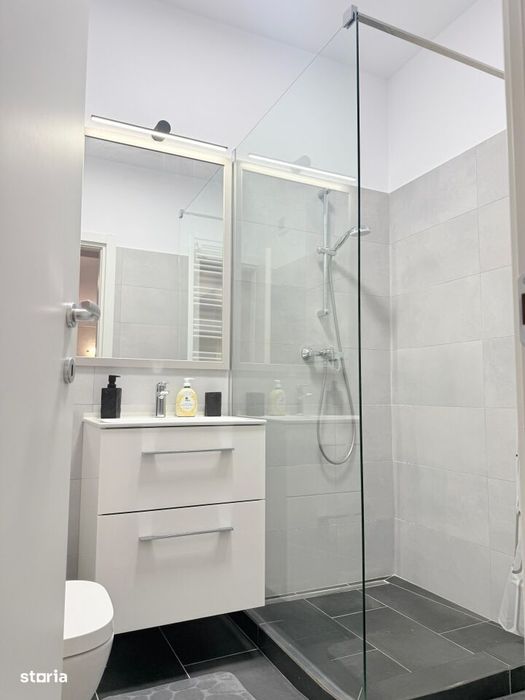Apartament Cu 2 Camere,  Ultramodern, Podu Ros, Unirea Towers