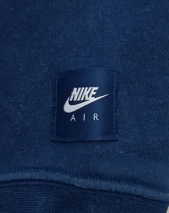 Nike AIR Sportswear Sweatshirt оригинално горнище ръст 137-147см Найк