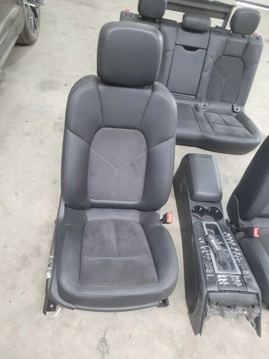 Interior Piele Alcantara Porsche Macan 2014-2024 cu incalzire