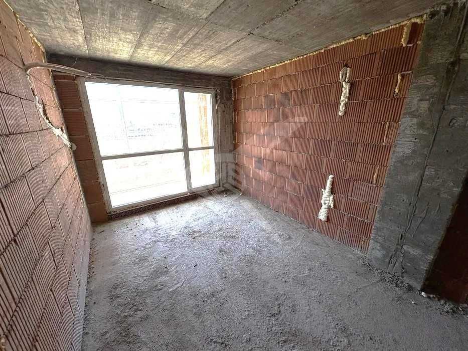 Продава се Двустаен апартамент в Пловдив, Южен - 74 кв.м за 607 €/кв.м - Снимка #4