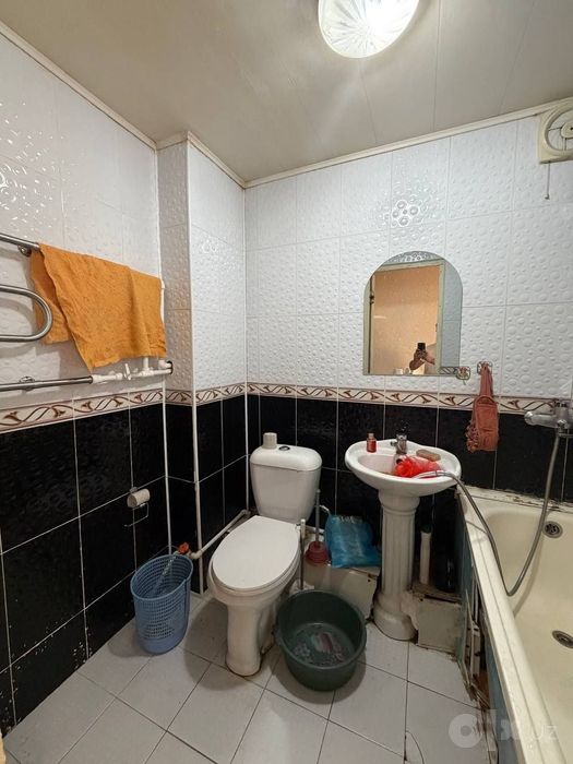 Kanechkadan 3 xonali kvartira sotiladi 43900$