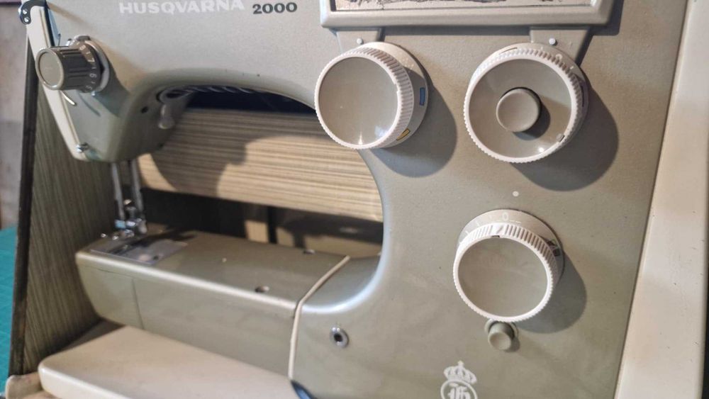 Masina de Cusut Husqvarna