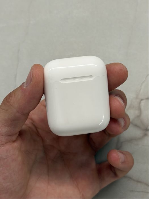Apple AirPods 1st Gen