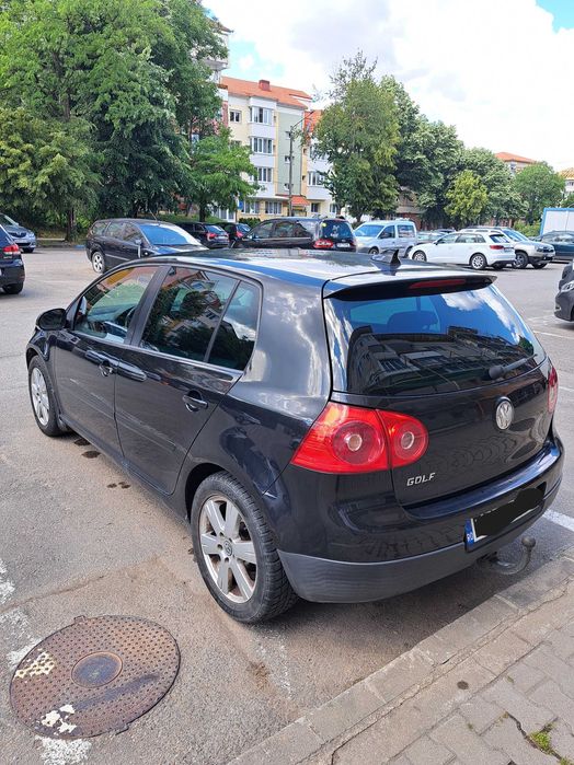 Volkswagen Golf V 1.4 benzină