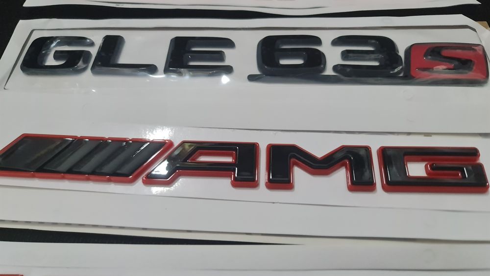 Емблема АМГ В8 битурбо AMG V8biturbo