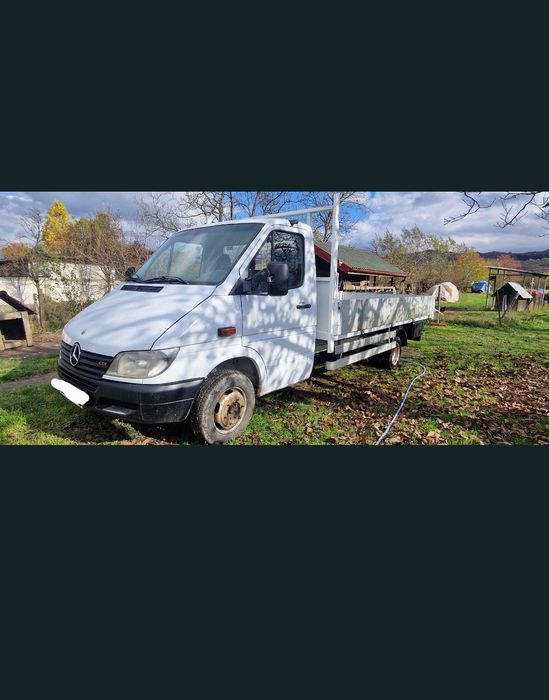 Mercedes Benz camioneta