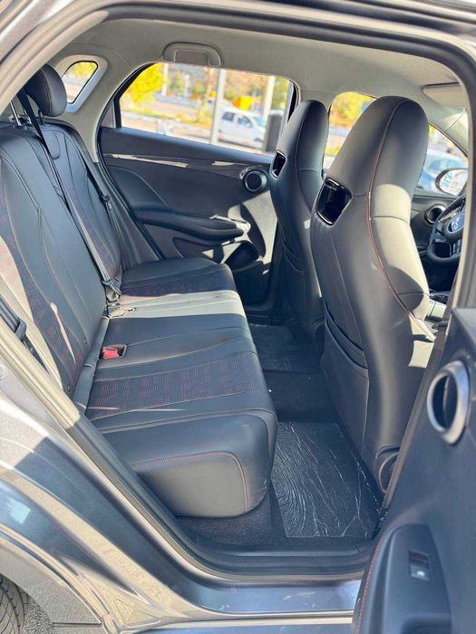 E2 luxe 405 km eng fulli 2025