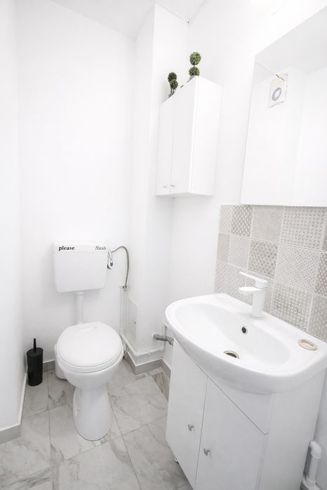 Proprietar vând apartament 3 camere Bulevardul  Bucuresti