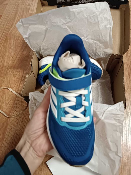 Кроссовки для мальчика