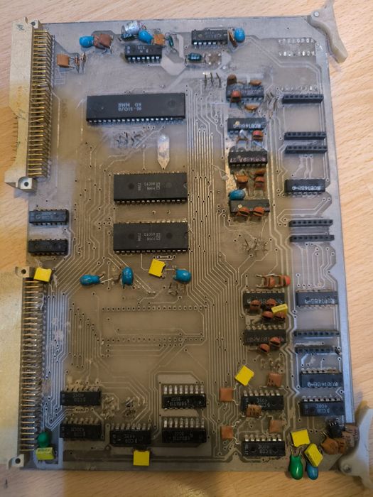 Vind componente vechi