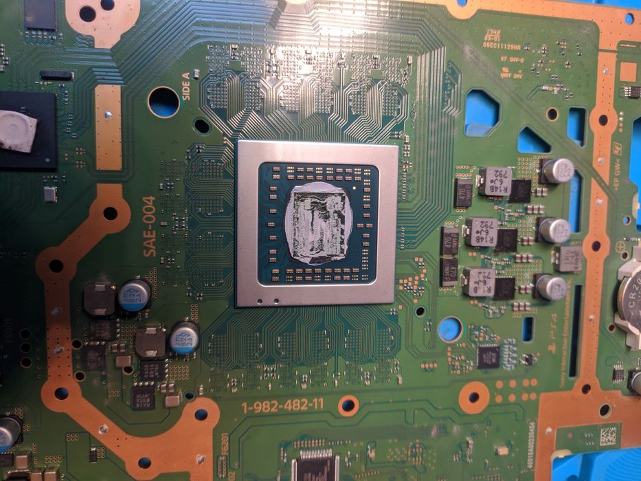 Ремонт Чистка PS4/Nintendo/Xbox