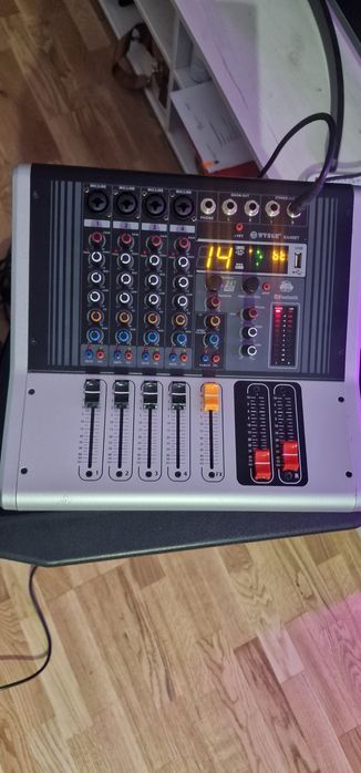 Vand schimb boxe omnitronic  xkb 215a si mixer amplificat + pasiv.