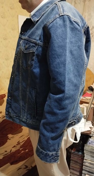 Фирменная джинсовая куртка Levis XL