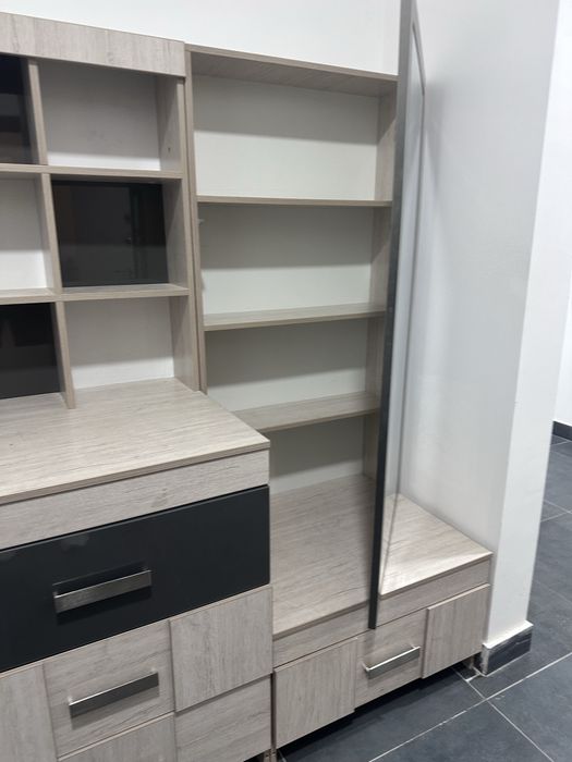 Продаю комод и трюмо