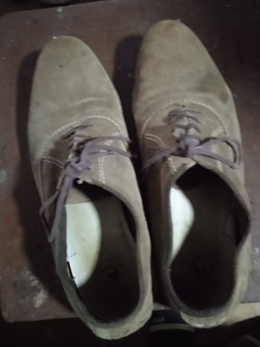 Vând încălțăminte de piele numărul 41