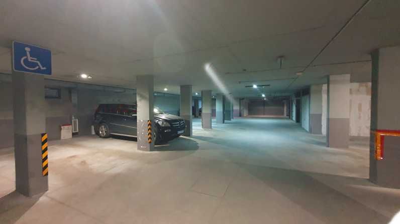 Продава се Гараж / Паркомясто в София, Младост 4 - 15 кв.м за 2067 €/кв.м - Снимка #1