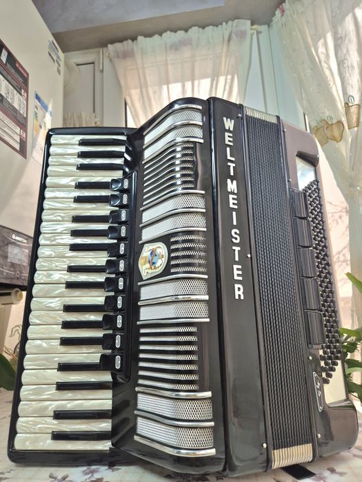 Acordeon Weltmeister Supita (S4) cassotto 2/2