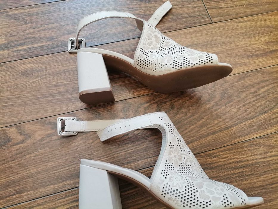 Дамски обувки сандали